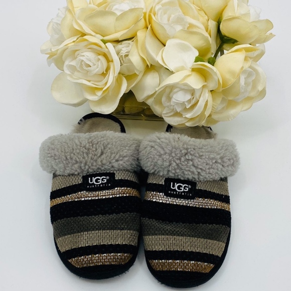 Ugg Slippers - Picture 3 of 6